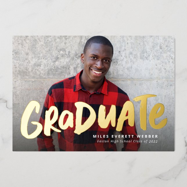 Bold graduate modern ein Foto Abschluss Folieneinladung (Vorderseite)