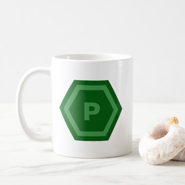 Bold Green Single Letter Monogram in Hexagons Kaffeetasse (Mit Donut)
