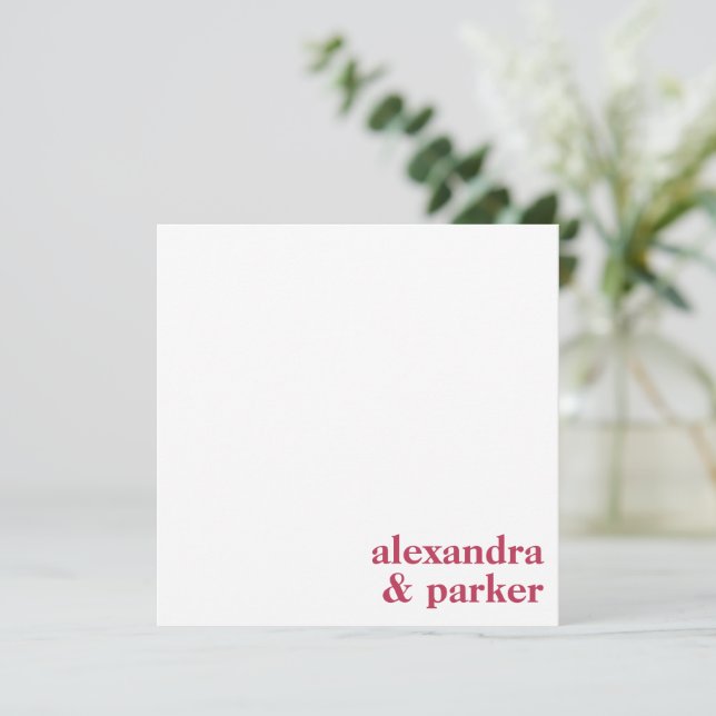 Bold Magenta Minimalistisch Typografy Couple Names Mitteilungskarte (Stehend Vorderseite)