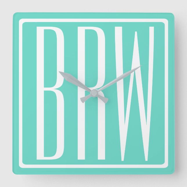 Bold Modern 3 Initials Monogram | White On Aqua Quadratische Wanduhr (Vorderseite)