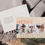 Bold Modern Coral Frohe Weihnachten Drei Foto<br><div class="desc">Schick herzliche Wünsche in dieser Urlaubssaison mit dieser einzigartigen und niedlichen, modernen Koralle Frohe Weihnachten drei Foto Ferien Postkarte. Das schlichte und minimalistisch gestaltete Design ist in hellrosa, pastellfarbenen Korallen, Salbei, Rot und Pfirsichfarben inspiriert. Dieses Design feiert den festlichen Geist des Dezember und bringt jedem Anlass eine fröhliche und lustige...</div>
