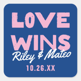 Bold Modern Type Funky Blue LIEBE WINS Wedding Quadratischer Aufkleber