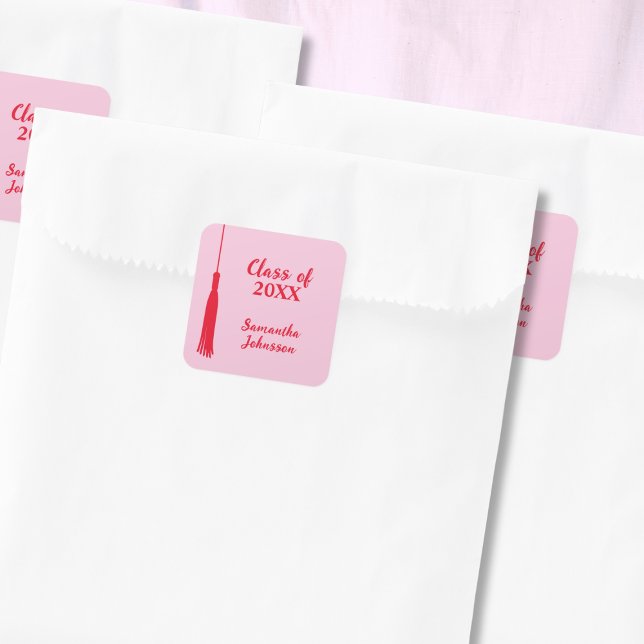 Bold Pink & Red 2024 Grad Tassel Abschluss Quadratischer Aufkleber (Bold Pink & Red 2024 Grad Tassel Graduation Square Sticker)