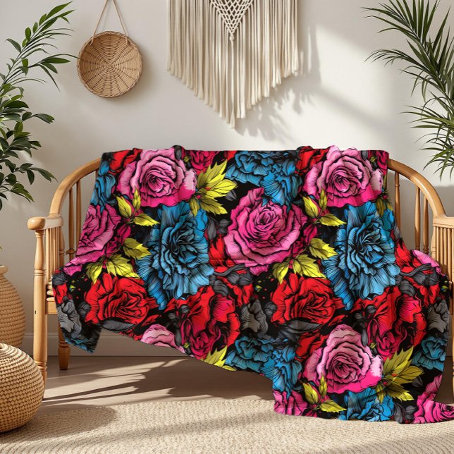 Bold Punk Blooms Floral Fleece Blanket (Von Creator hochgeladen)