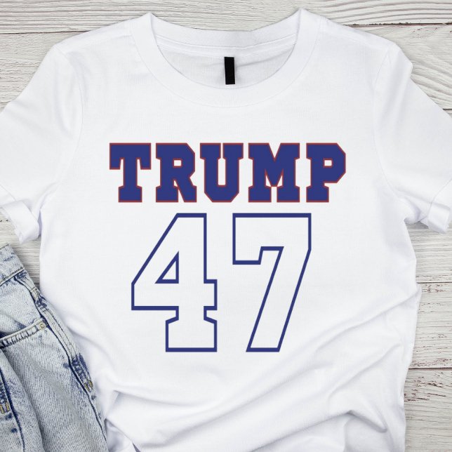 Bold Red and Blue Trump 47 T-Shirt (Von Creator hochgeladen)