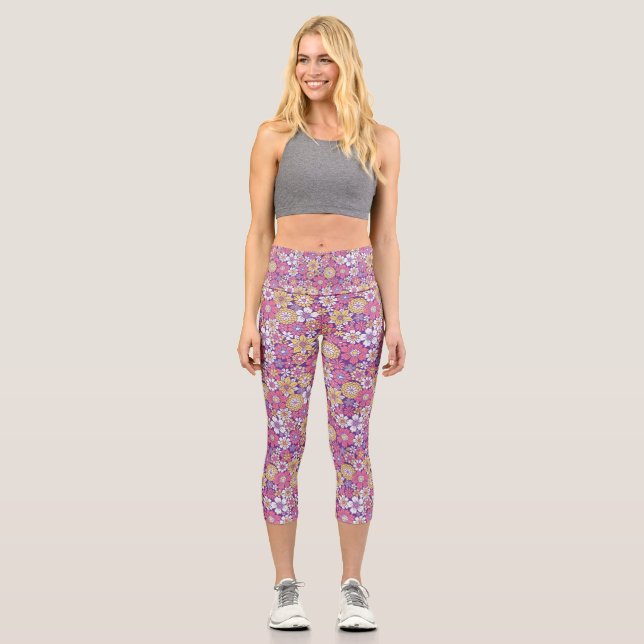 Bold Retro Floral Capri Leggings (Vorderseite)