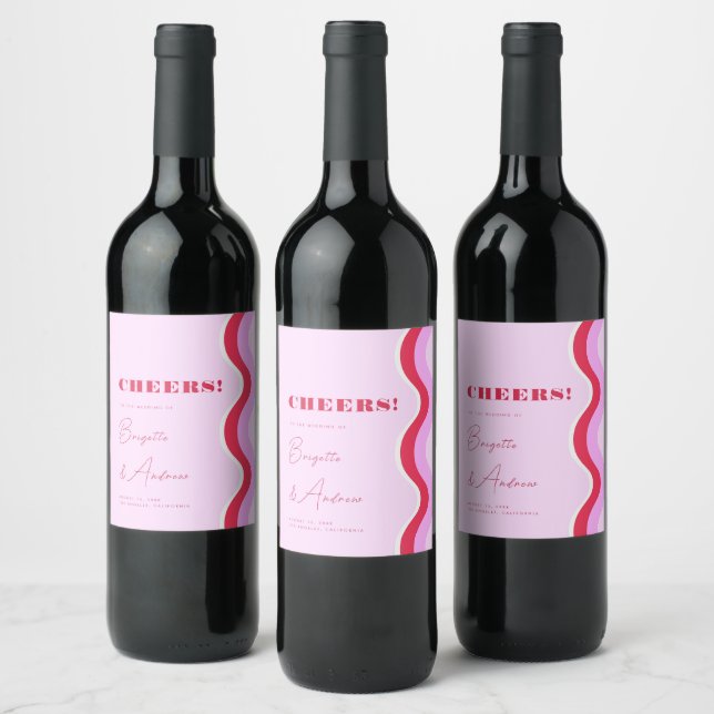 Bold Retro Wave Pink und Red Script Wedding Cheers Weinetikett (Flaschen)