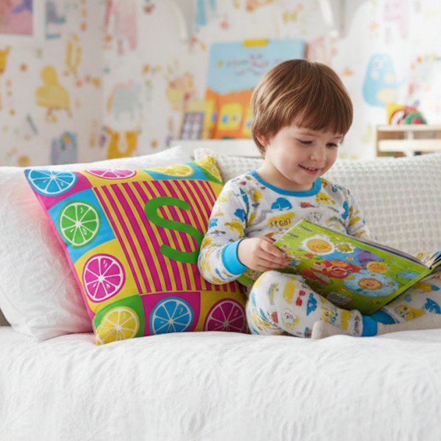 Bold S Initial Citrus Squares Vibrant Kissen (Von Creator hochgeladen)