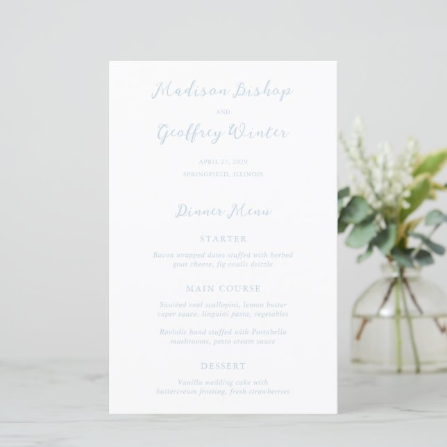 Bold Script Powder Blue Elegant Wedding Menu (Stehend Vorderseite)