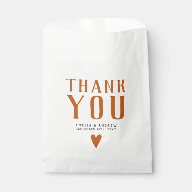 Bold Simple Orange Heart Gastgeschenk Hochzeit Geschenktütchen (Vorderseite)