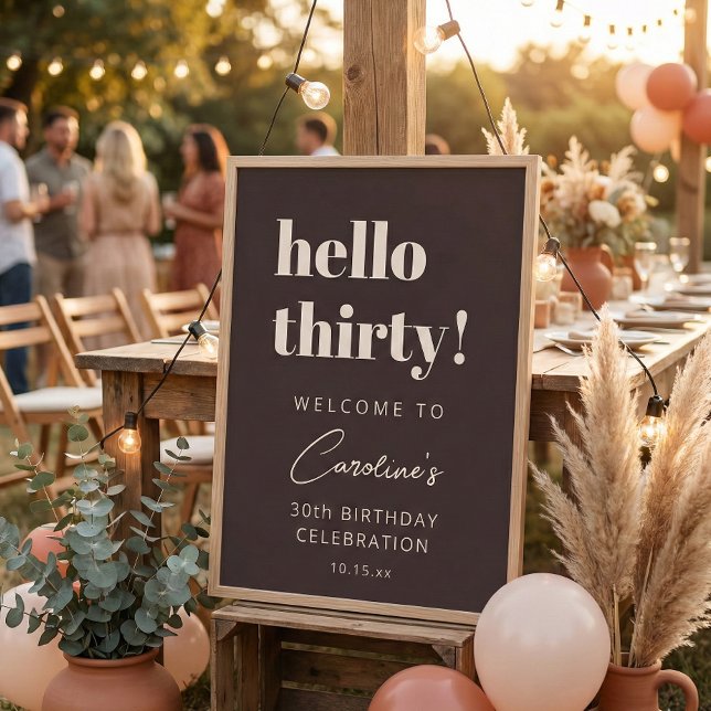 Bold Typography Brown Modern 30th Birthday Welcome Poster (Von Creator hochgeladen)