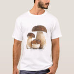 Boletus Edulis T-Shirt<br><div class="desc">Drei Boletus Edulis Pilze im weißen Hintergrund</div>