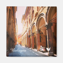 Bologna - Kühlschrankmagnet von Velvet Escape