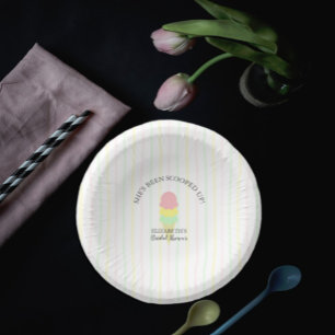 Bols En Carton Fête des mariées de crème glacée récupérée