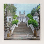 Bom Jesus de Braga Katholische Heiligtum, Portugal<br><div class="desc">In diesem Foto können Sie einen Blick auf die majestätische Schönheit des Heiligtums Bom Jesus do Monte in Braga werfen. Ein Besuch ist ein unvergessliches Erlebnis, das einen bleibenden Eindruck verlasse. Das im Norden Portugals gelegene Heiligtum verfügt über eine beeindruckende barocke Treppe mit 577 Stufen. Es ist ein wichtiger Ort...</div>