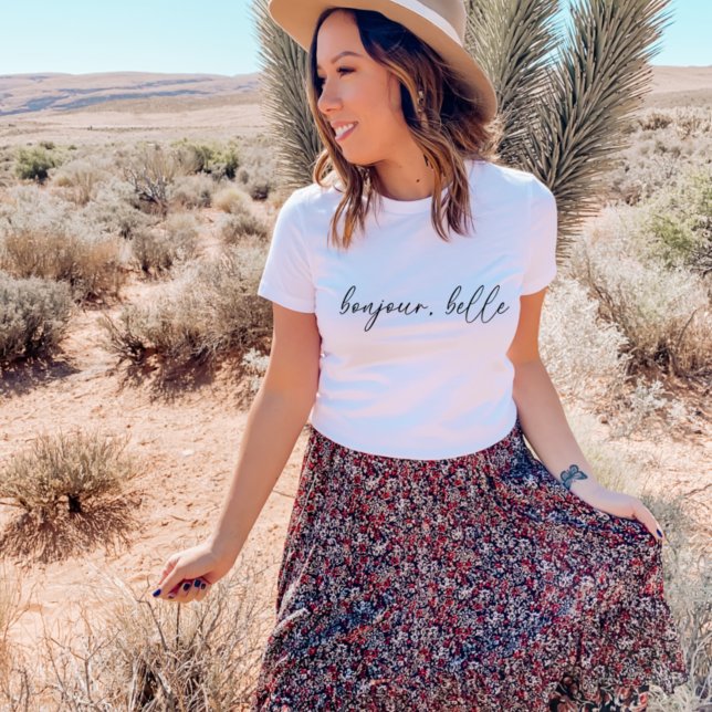 Bonjour, Belle Hello Beautiful Women's Modern T-Sh T-Shirt (Von Creator hochgeladen)