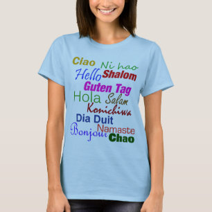 Bonjour dans le T-shirt de beaucoup de langues