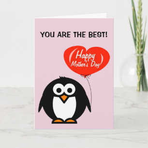 Bonne carte de fête des mères avec mignon manchot