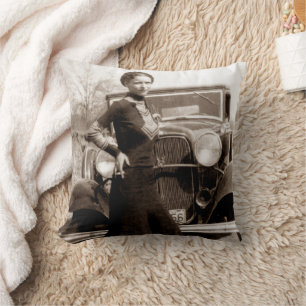 Bonnie Parker von Bonnie und Clyde Kissen