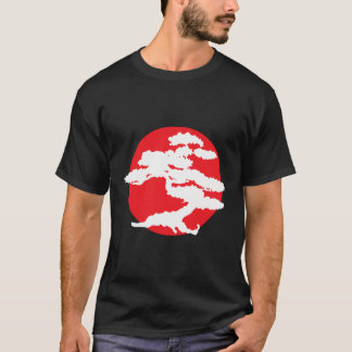 Bonsai Tree with Red Sun Japanischer Karate T-Shirt