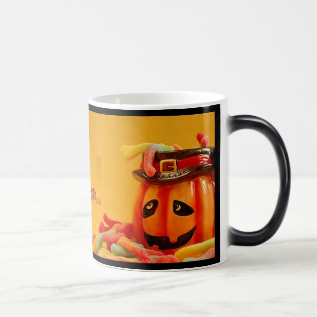 BOOH !  Tasse chaude et froide de ZAZZLE (Droite)