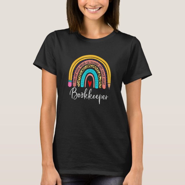 Bookkeeper Leopard Rainbow Accounting Back To Scho T-Shirt (Vorderseite)