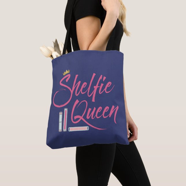 Booklover Shelfie Queen Bookish Tasche (Von Nahem)
