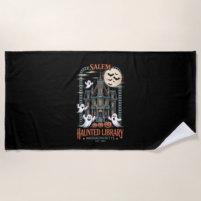 Bookworm Halloween Shirt Haunted Library Strandtuch (Vorderseite)