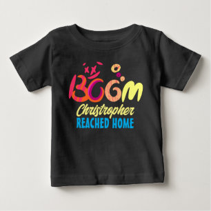 Boom Baby erreichte Zuhause Handgeschriebene Typog T-shirt