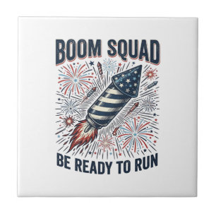 Boom Squad Patriotisches Feuerwerk Vintage-Shirt-D Fliese