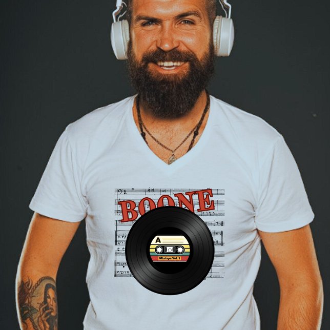 Boone Vinyl Record Player Music Lover T-Shirt (Von Creator hochgeladen)