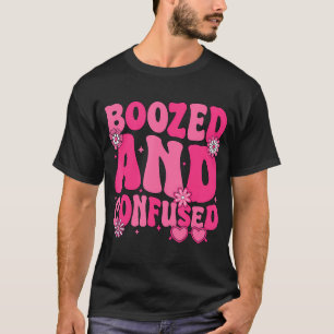 Boost-und verwirrte Team Bride Groovy Bachelorette T-Shirt