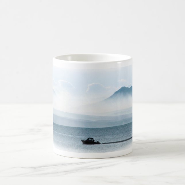 Boot auf Yellowstone See Kaffeetasse (Mittel)