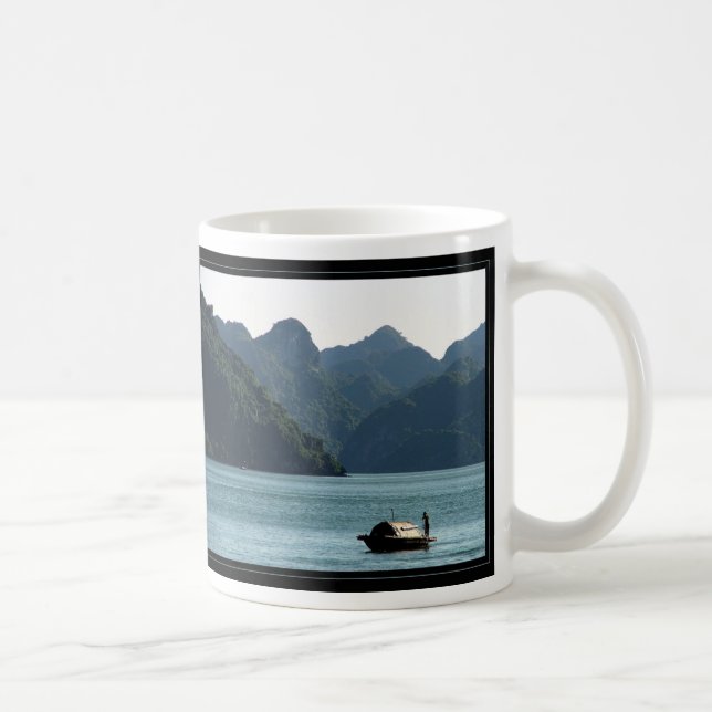 Boot in Halong Bucht Kaffeetasse (Rechts)