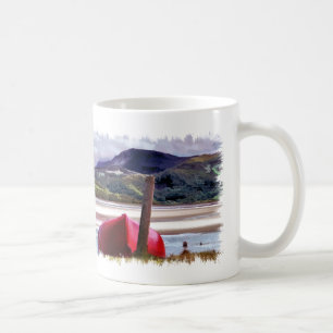 BOOT- UND BERGLANDSCHAFT TASSE KAFFEE