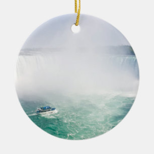 Boot und Hufeisenfälle von den Niagarafällen Keramik Ornament