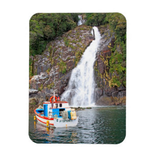 Boot & Wasserfall, Chile Magnet