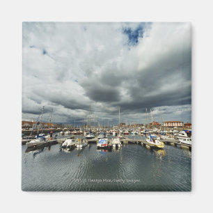 Boote in einem Hafen Magnet