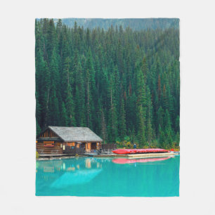 Bootshaus am Lake Louise im Banff National Park,  Fleecedecke