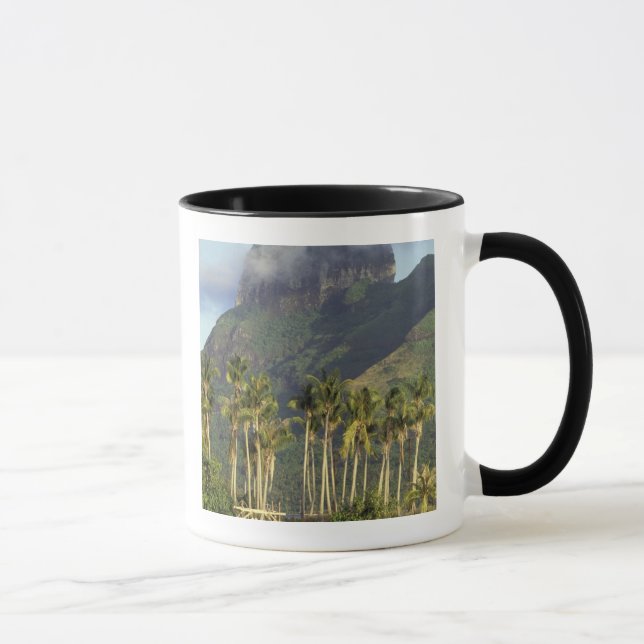Bora Bora, Französisch-Polynesien Wasserfront-Szen Tasse (Rechts)