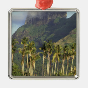 Bora Bora, Französisch-Polynesien Wasserfrontszene Silbernes Ornament