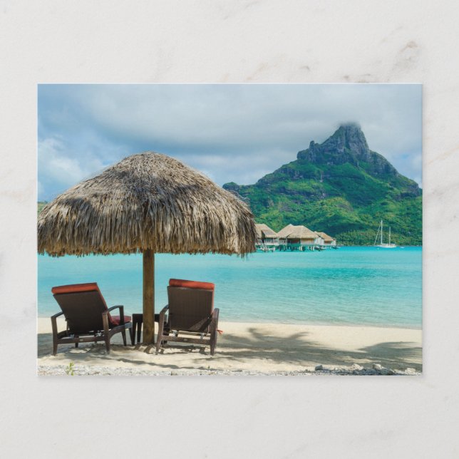 Bora Bora Liegestühle auf Postkarte (Vorderseite)