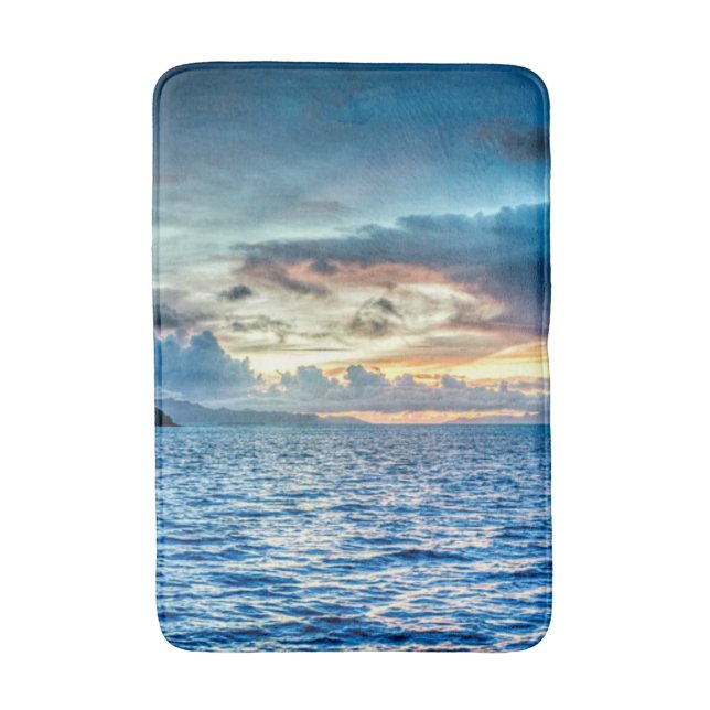 Bora Bora Sunset, landschaftliches Foto, Badematte (Vorderseite Vertikal)