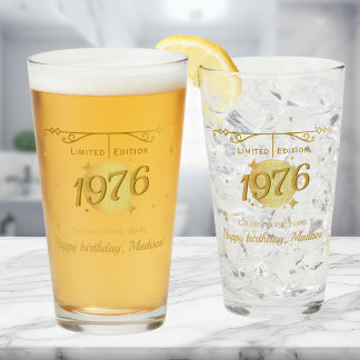 Born in 1976 50th birthday party drinks beer glas
