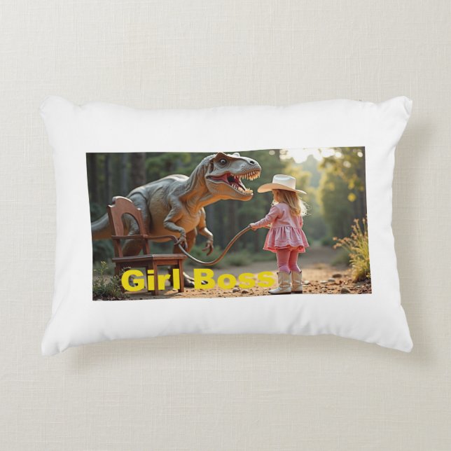 Boss Girl trainiert Dino Dekokissen (Vorderseite)