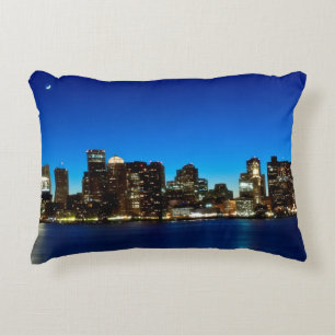 Boston-Skyline mit Mond Zierkissen