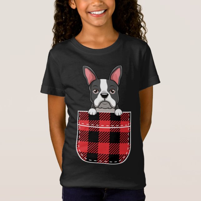 Boston Terrier Dog in Buffalo Kariert Pocket Print T-Shirt (Vorderseite)