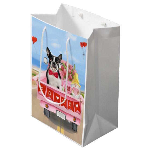 Boston Terrier Dog Valentine's Day Truck Hearts Mittlere Geschenktüte (Vorderseite Schrägansicht)