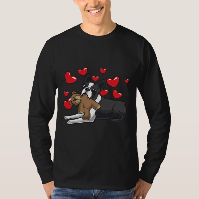 Boston Terrier Hund mit ausgestopften Tieren und H T-Shirt (Vorderseite)
