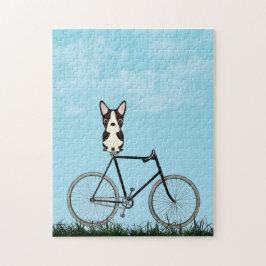 Boston Terrier Hund sitzt auf Vintagem Fahrrad